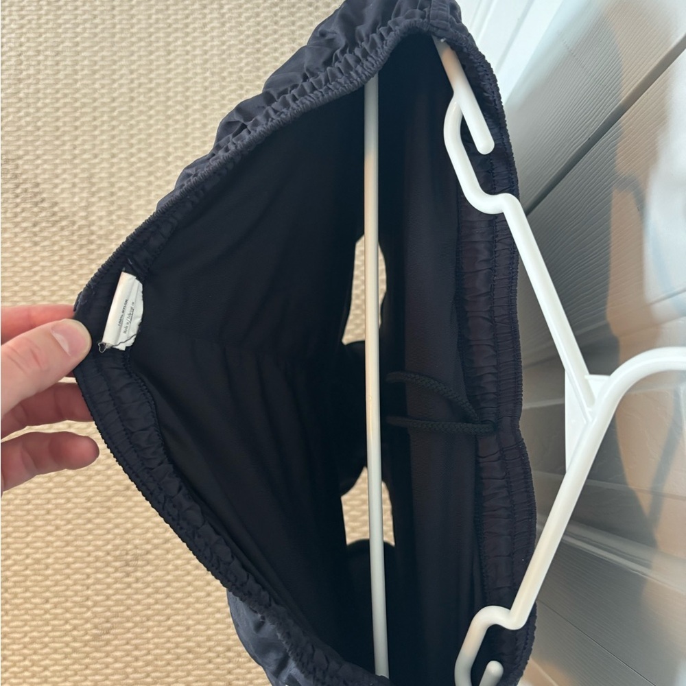 Louis Garneau XXL Black Compress Shorts - Picture 3 of 5